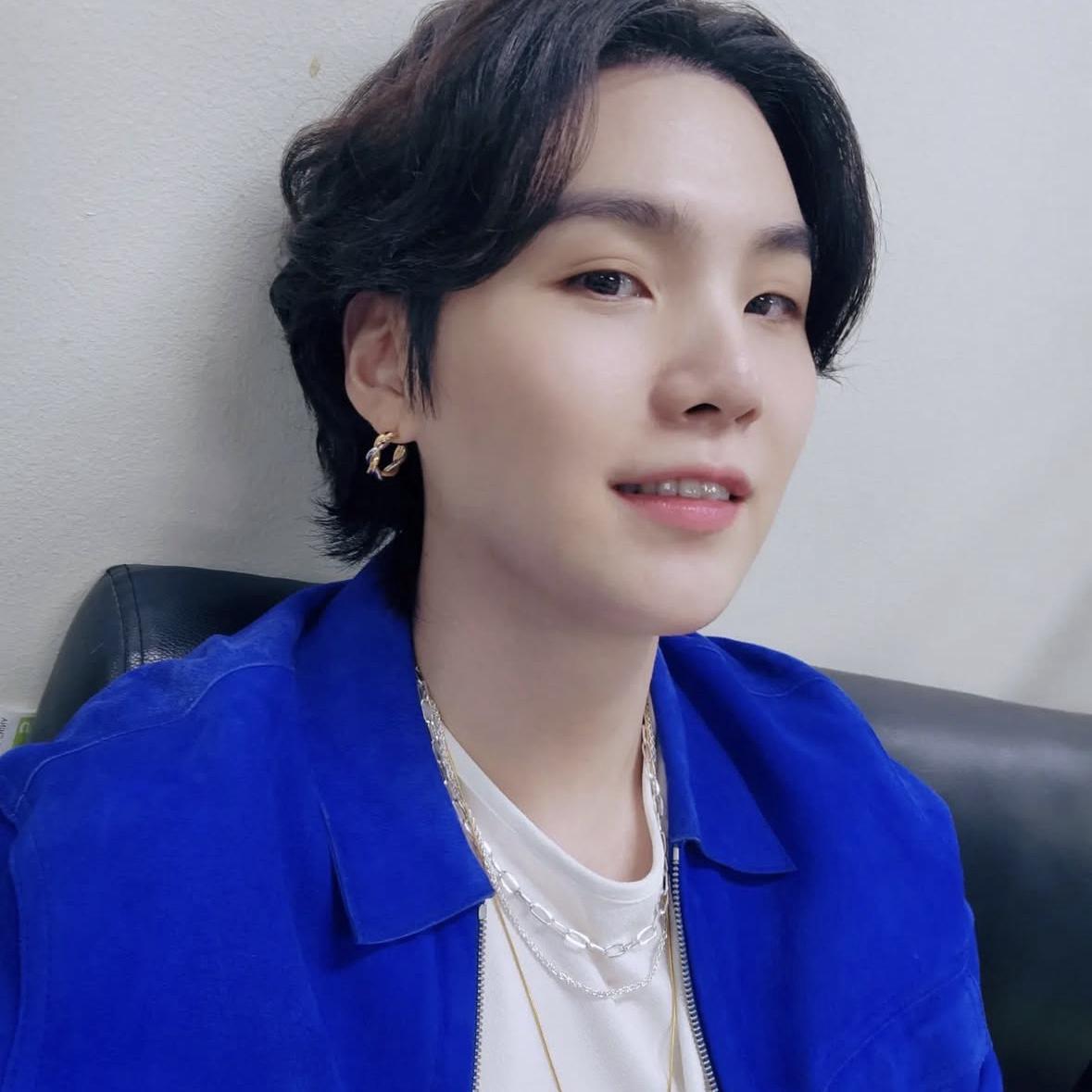 SUGA (BTS)の舞台裏ショット