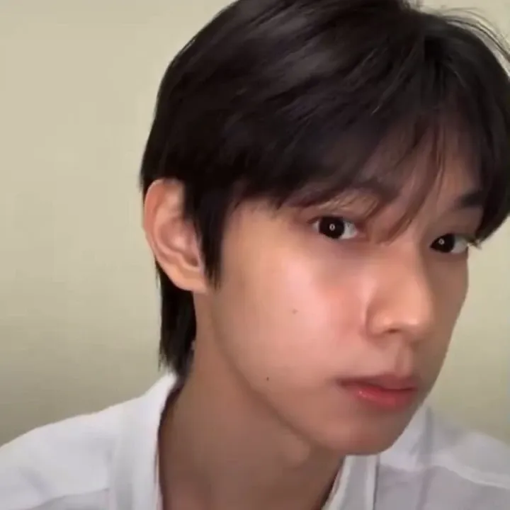 崔立于的最新照片