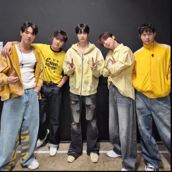 Foto terbaru MONSTA X