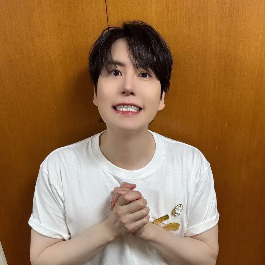 Behind-the-scenes cut of Kyuhyun (Super Junior)