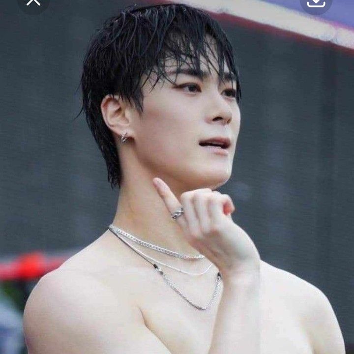 Foto aktivitas terbaru ASTRO