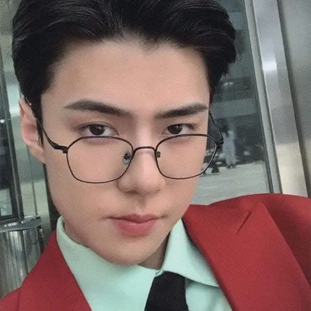 세훈 (EXO)의 비하인드 컷