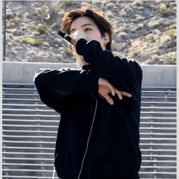 Momen yang diabadikan oleh penggemar SUGA (BTS)
