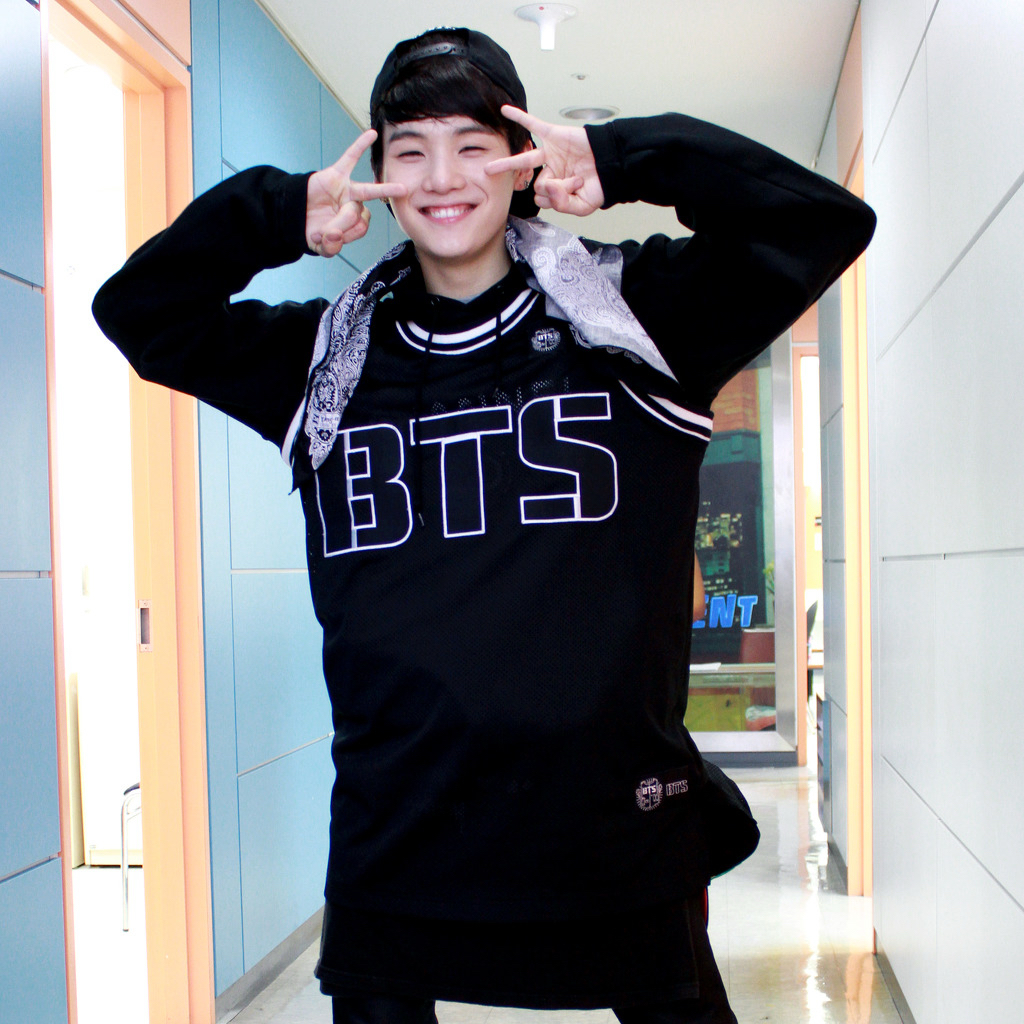 Foto terbaru SUGA (BTS)