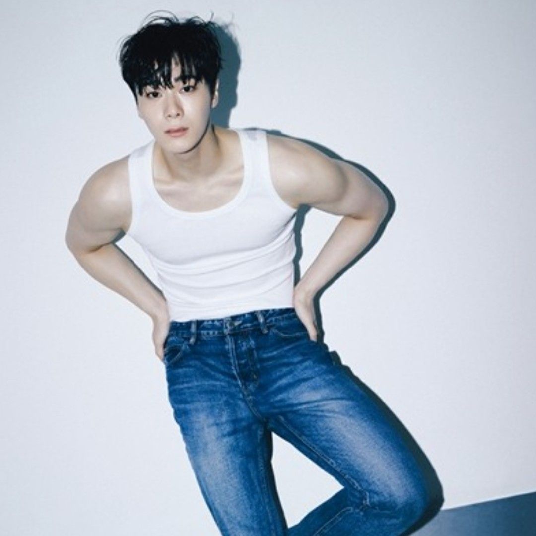 A moment captured by Moonbin (ASTRO)'s fan