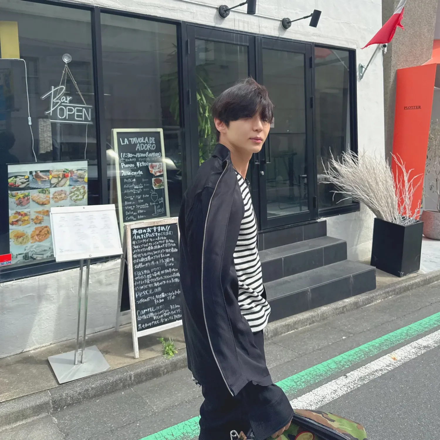 Konten idola populer yang trending di komunitas