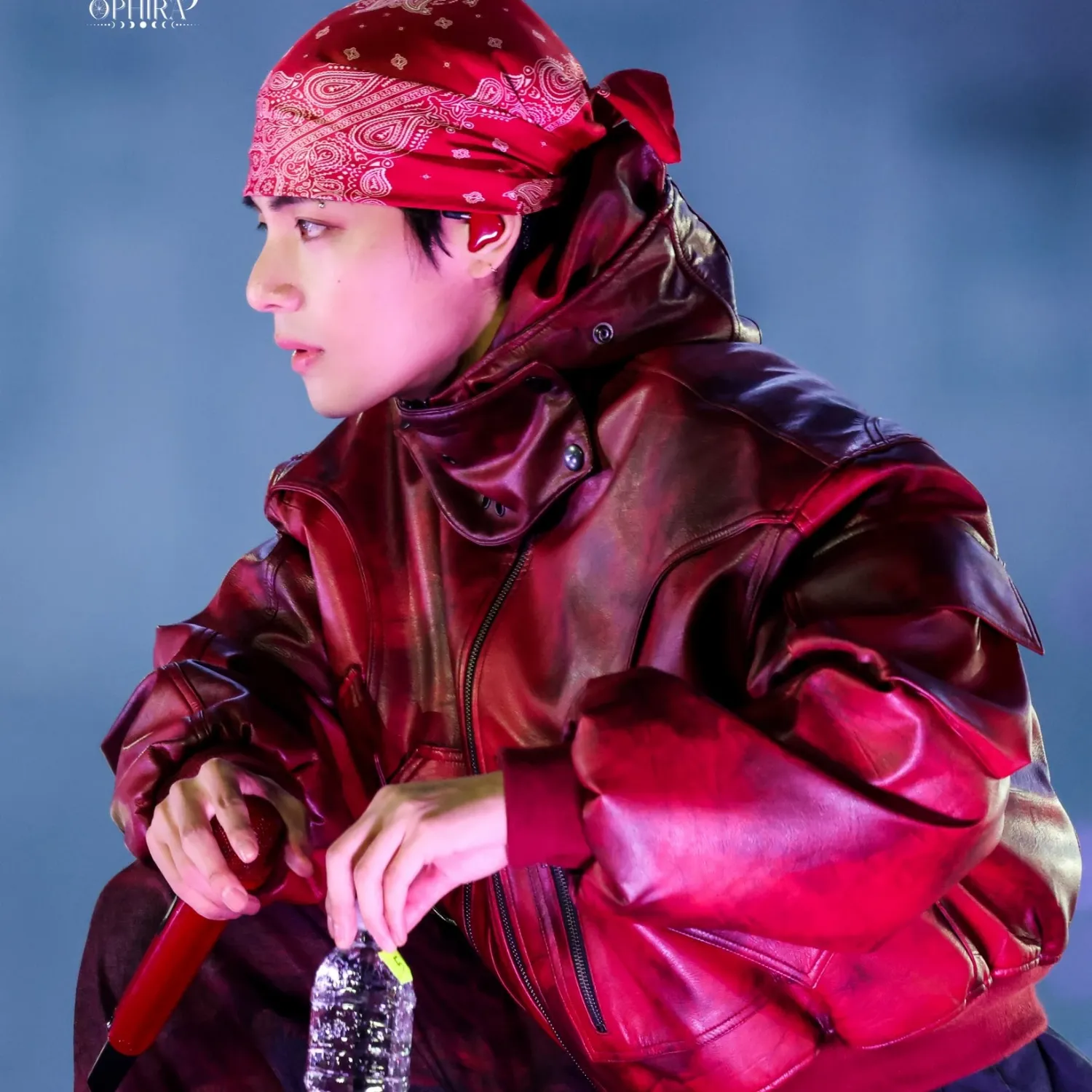 뷔 (방탄소년단) 최근 활동샷