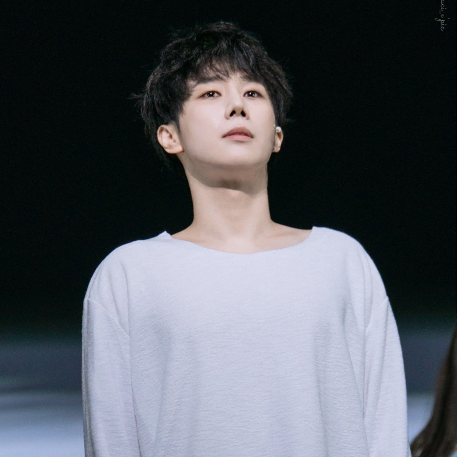 Latest photo of Sungkyu (INFINITE)