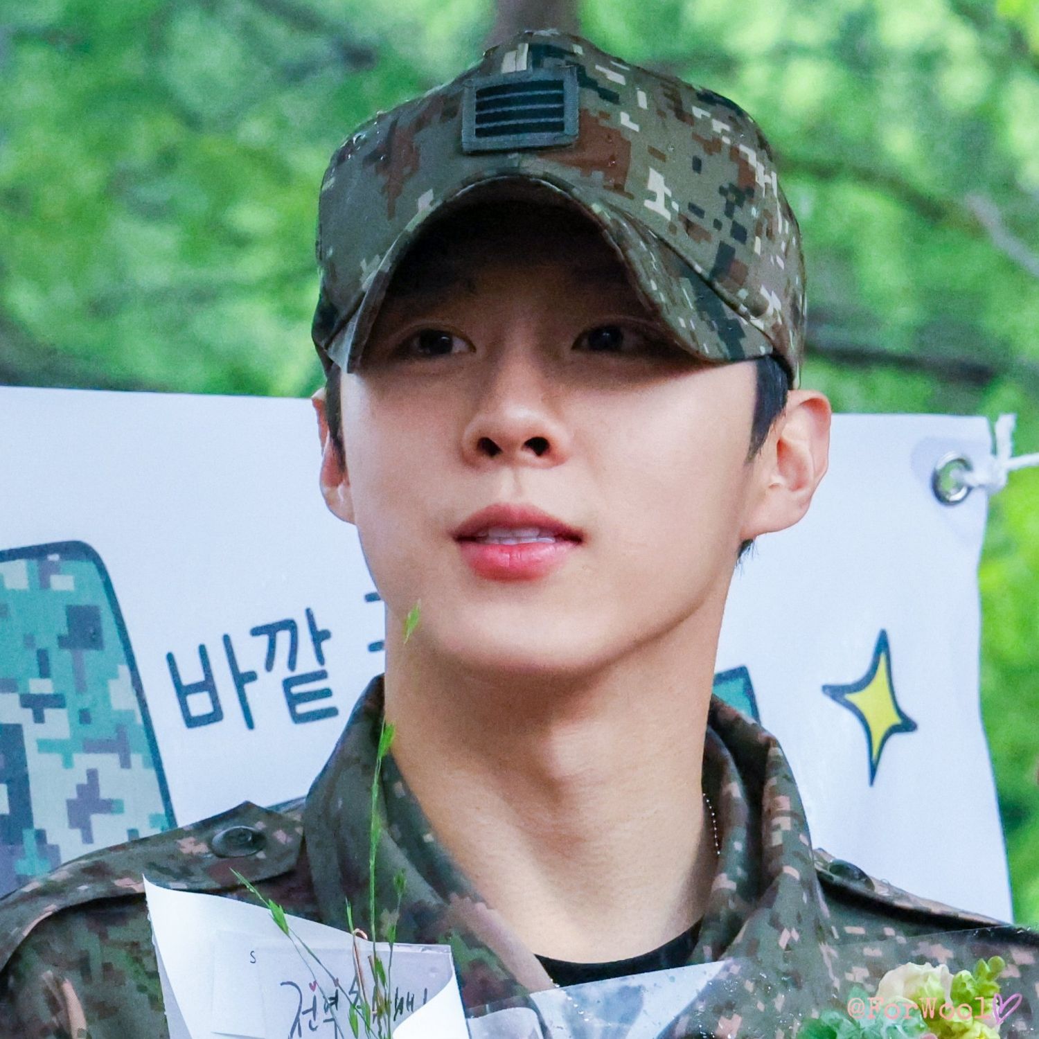 김우석의 최신 사진