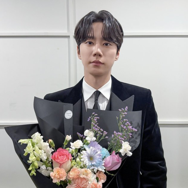 Recent activity shot of Lee Junyoung