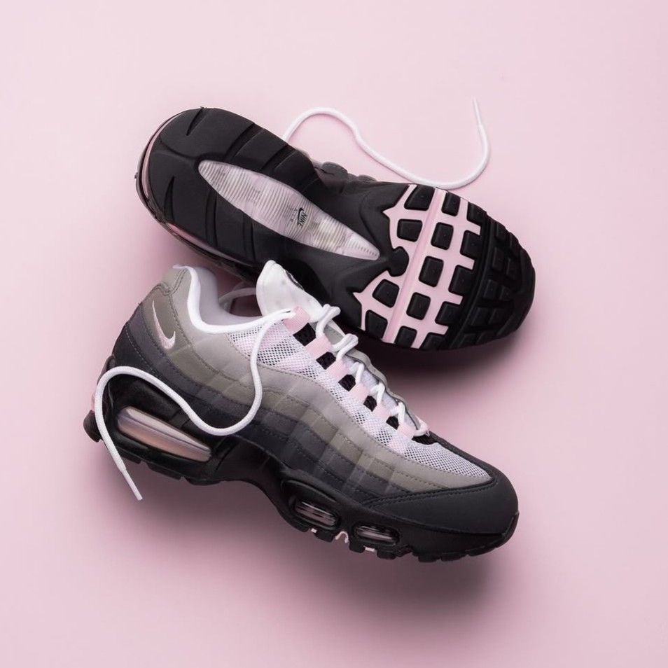 Lisa (BLACKPINK)粉丝拍下的瞬间