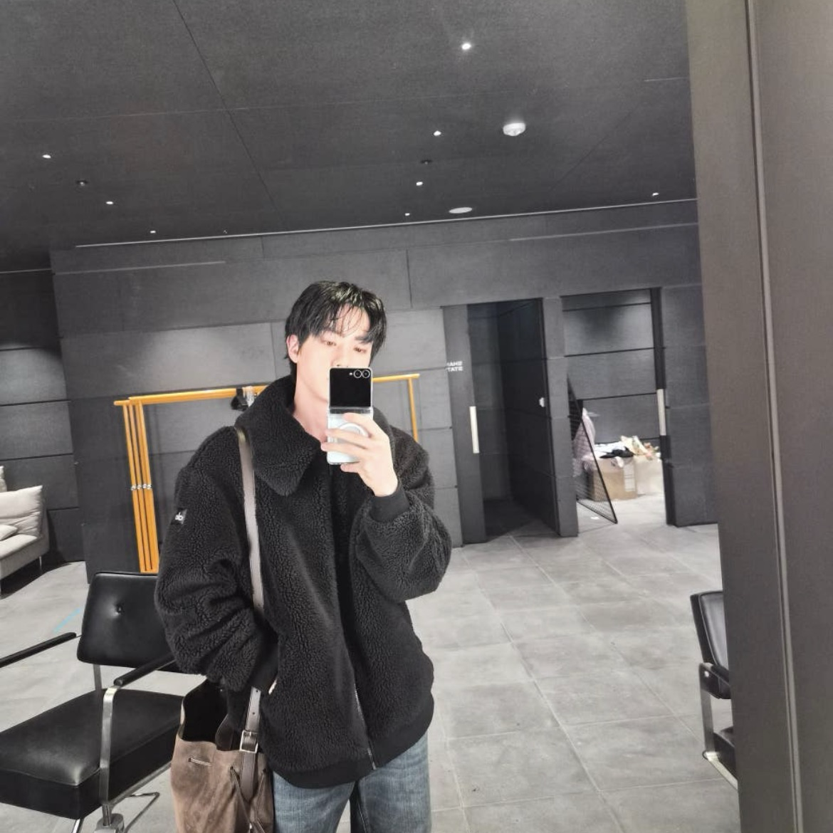 진 (방탄소년단)의 비하인드 컷