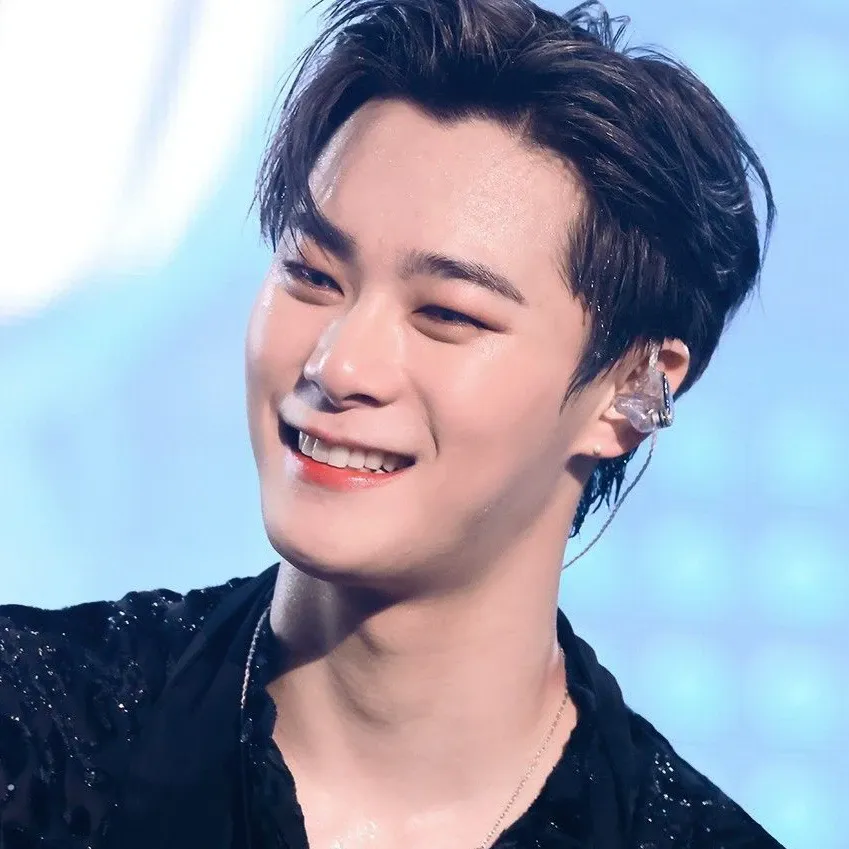 Foto aktivitas terbaru ASTRO