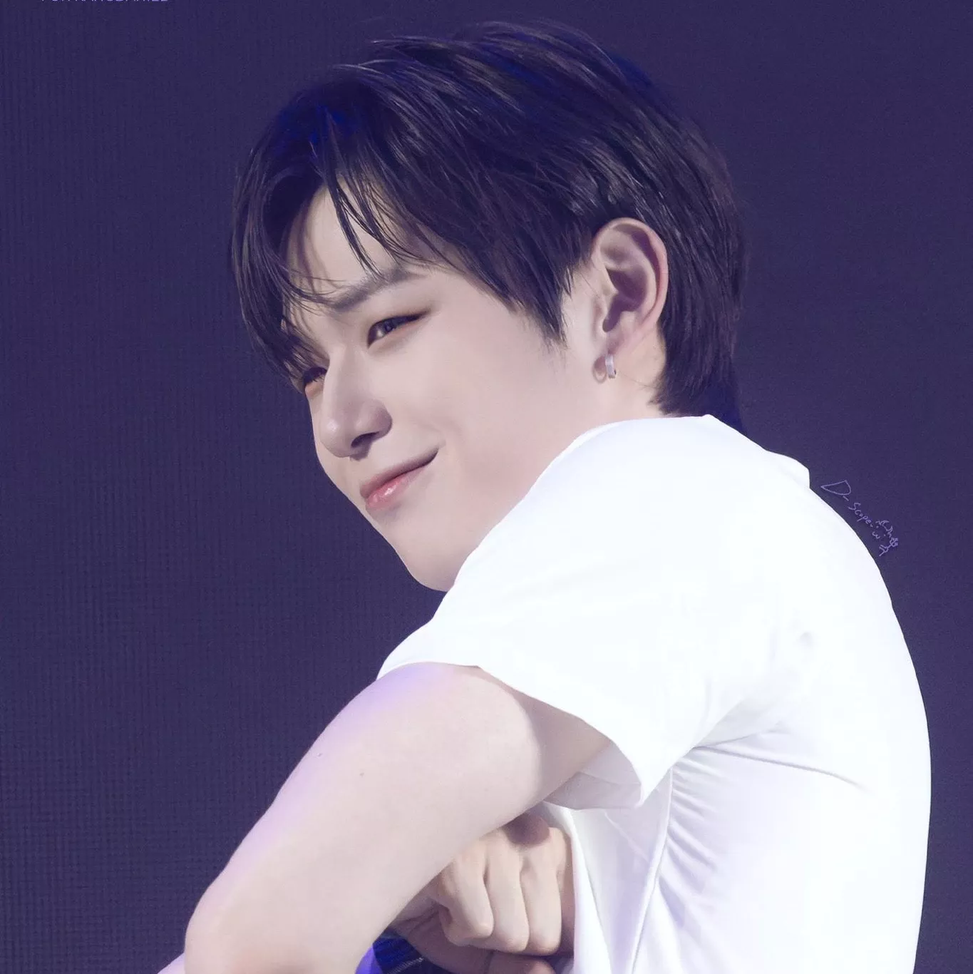 강다니엘 최근 활동샷