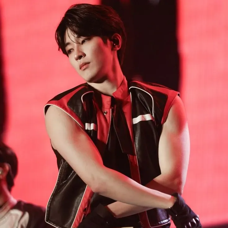 Behind-the-scenes cut of Wonwoo (SEVENTEEN)