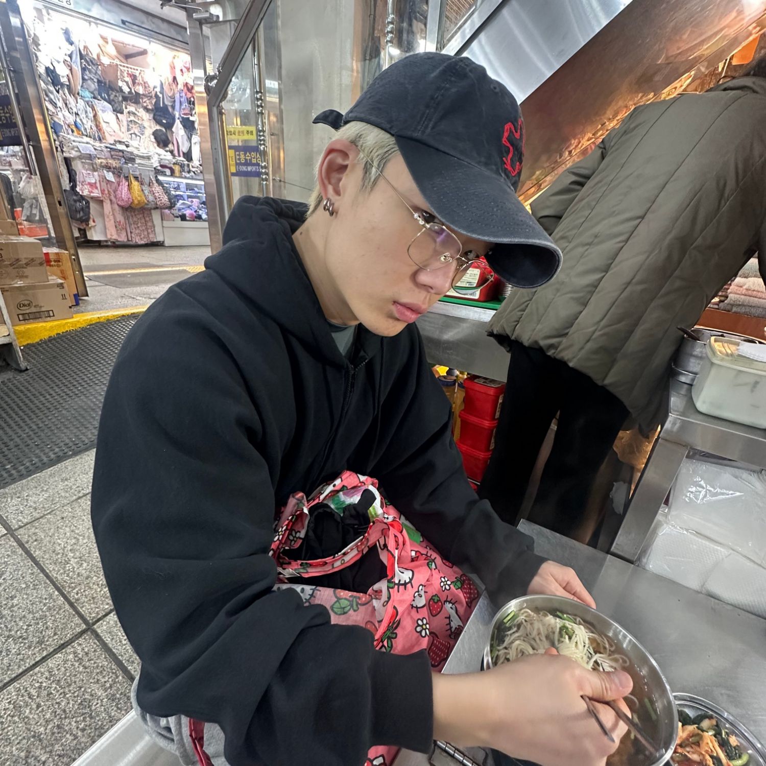 Latest photo of BOBBY (iKON)