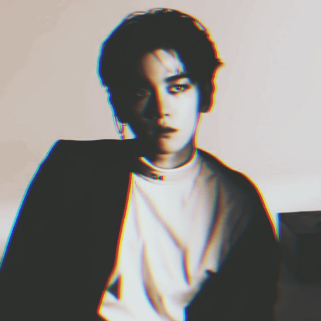 A moment captured by Baekhyun (EXO)'s fan