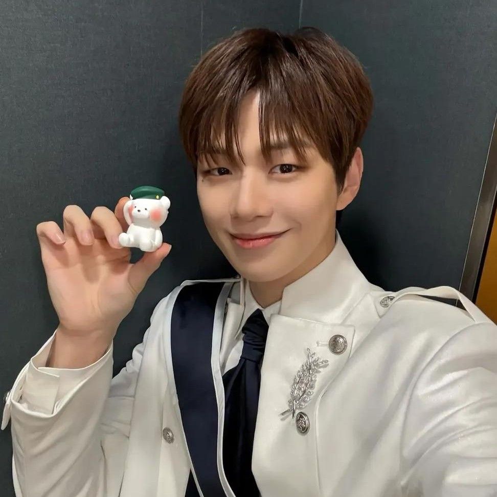 강다니엘의 최신 사진