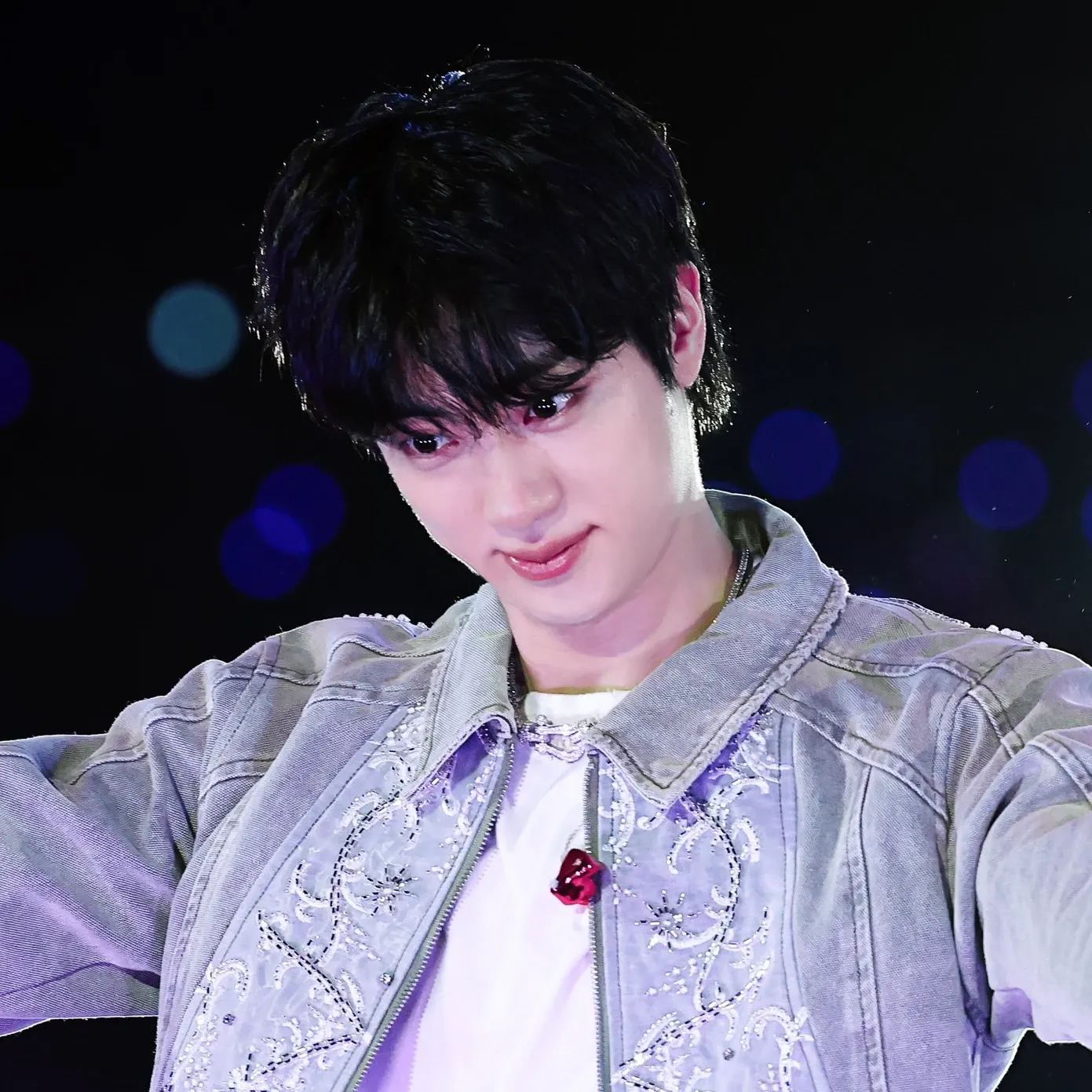 Foto terbaru Jin (BTS)