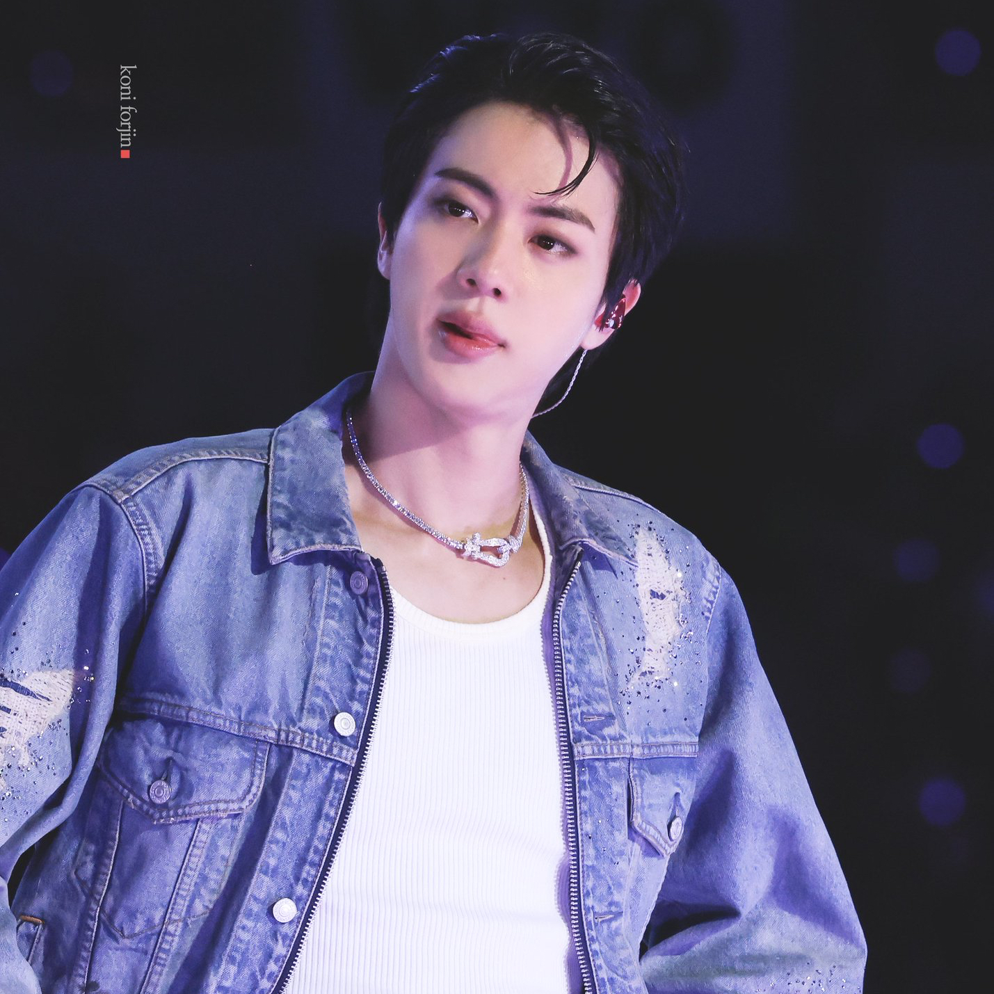 Foto terbaru Jin (BTS)