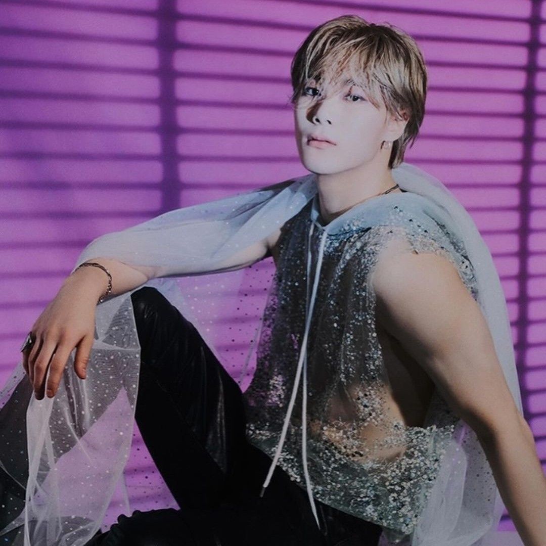 Behind-the-scenes cut of Moonbin (ASTRO)