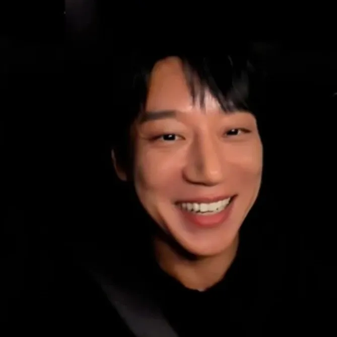 A moment captured by Hwang Chiyeol's fan