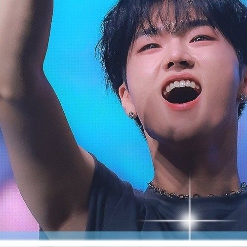 A moment captured by Jungsu (Xdinary Heroes)'s fan