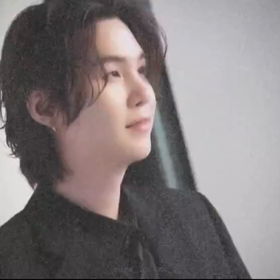 SUGA (防彈少年團)粉絲拍下的瞬間