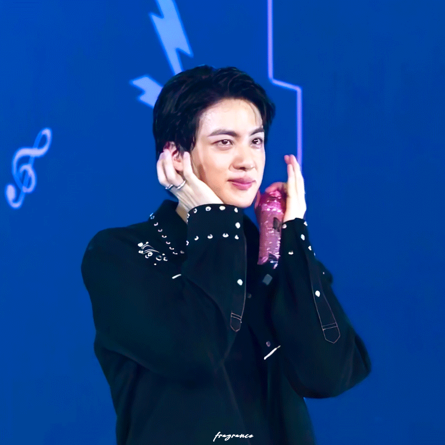 진 (방탄소년단) 최근 활동샷