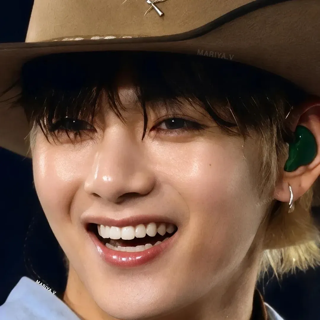 Recent activity shot of V (BTS)