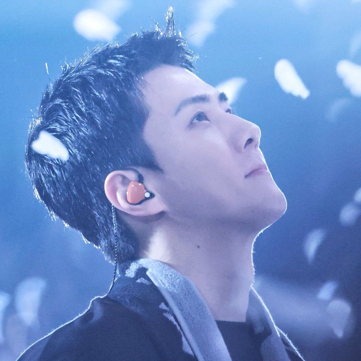 Momen yang diabadikan oleh penggemar Sehun (EXO)