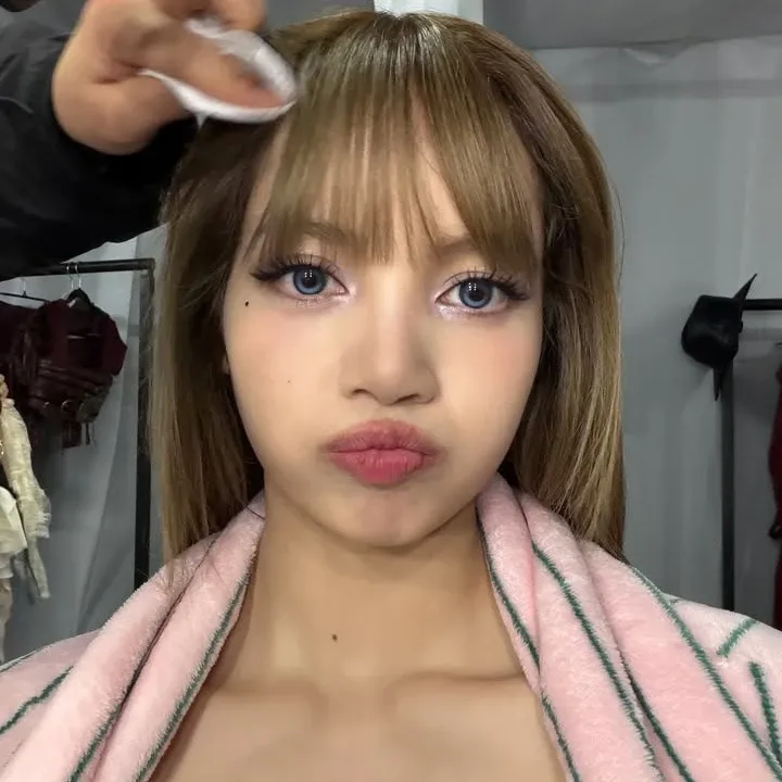 리사 (BLACKPINK) 팬이 찍은 순간