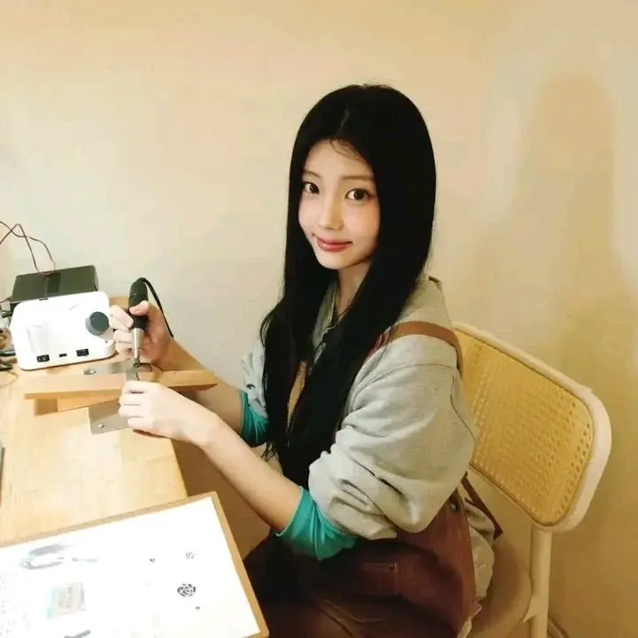 Recent activity shot of Wonhee (ILLIT)