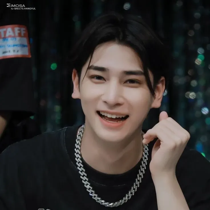 Recent activity shot of Hangyul (POLARIX)