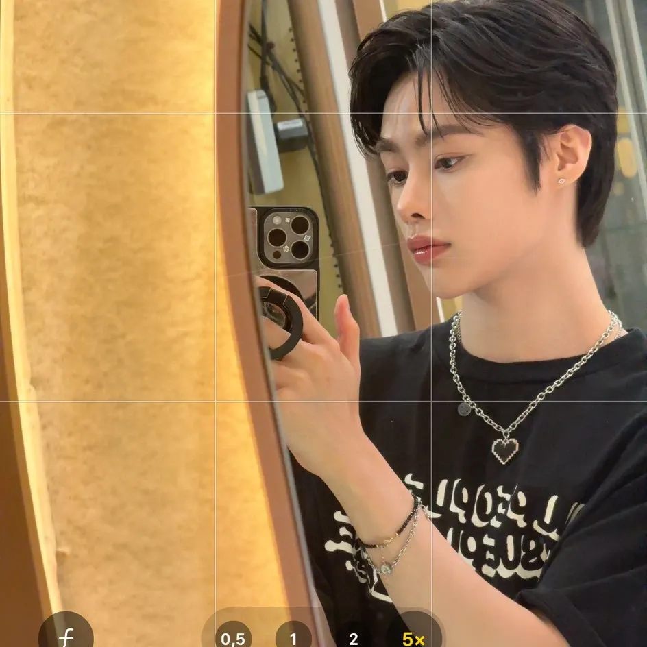 Latest photo of Hanbin (TEMPEST)