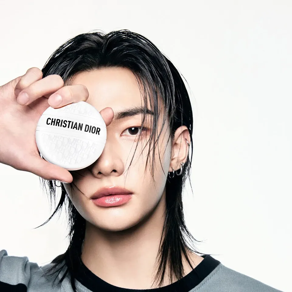 A moment captured by Hyunjin (Stray Kids)'s fan