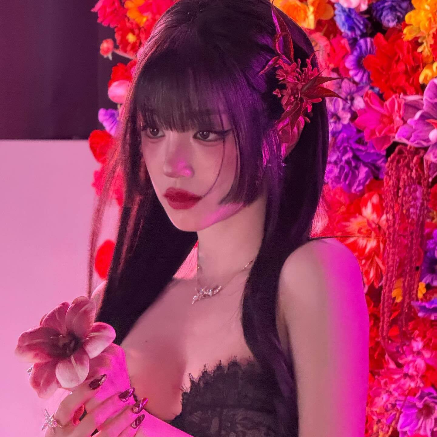 Foto terbaru Yuqi (i-dle)