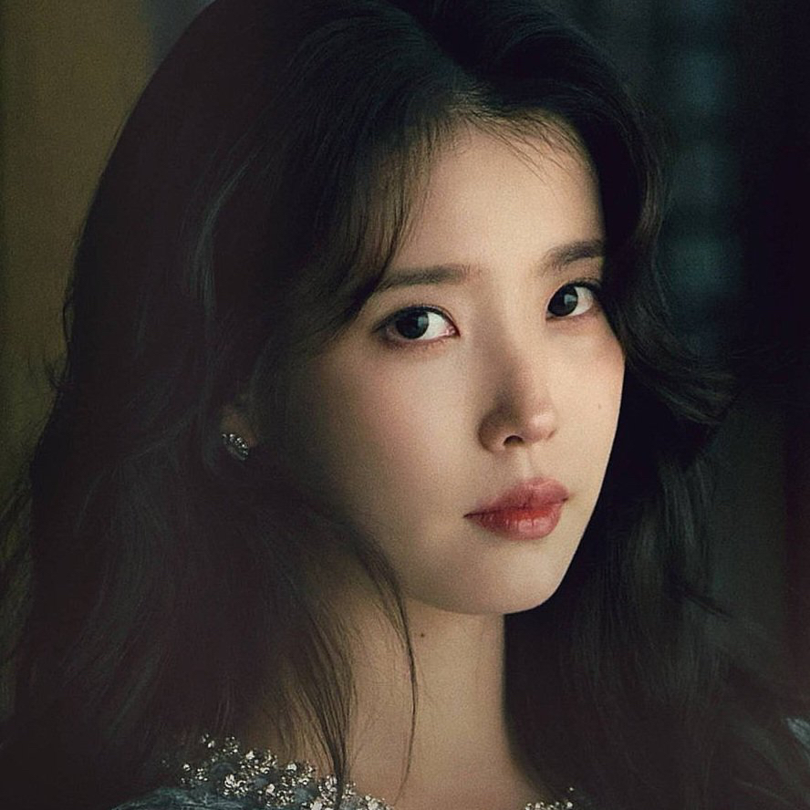 Momen yang diabadikan oleh penggemar IU