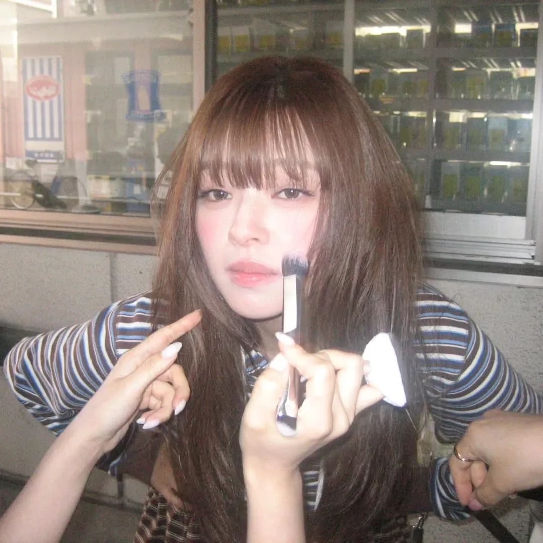 Latest photo of Jeongyeon (TWICE)