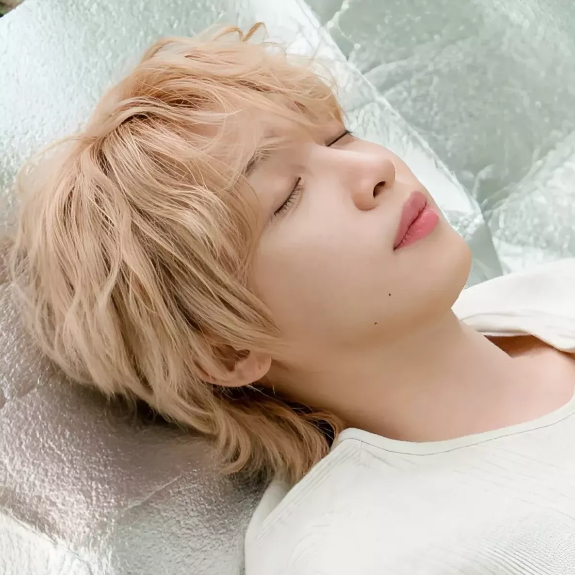 Behind-the-scenes cut of Jeong Sewoon