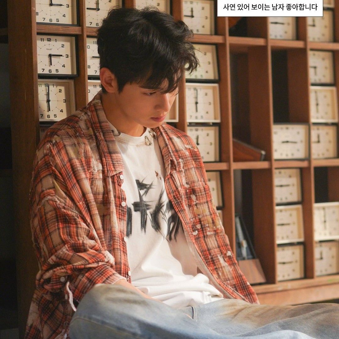 A moment captured by Eunwoo (ASTRO)'s fan