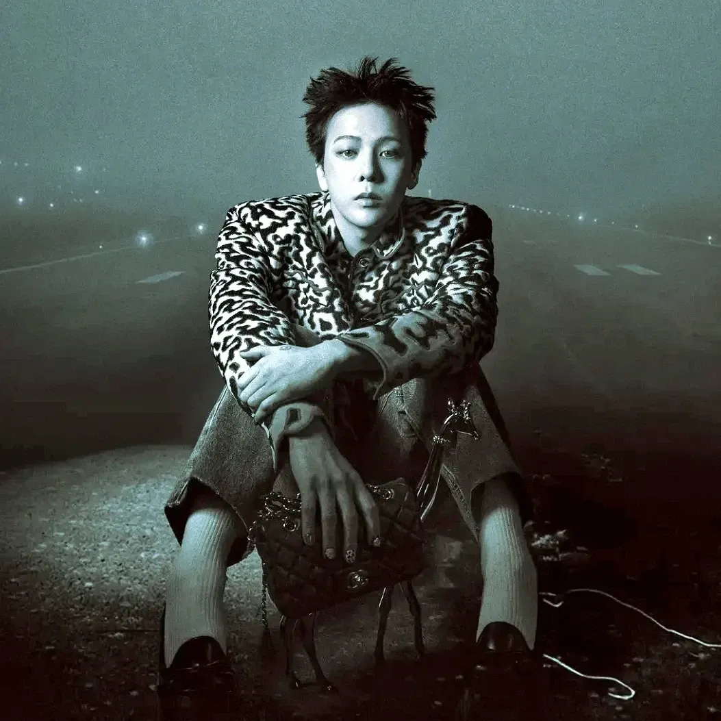 Latest photo of G-DRAGON (BIGBANG)