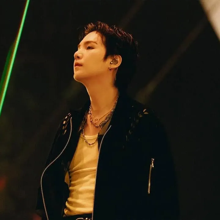 슈가 (방탄소년단) 최근 활동샷