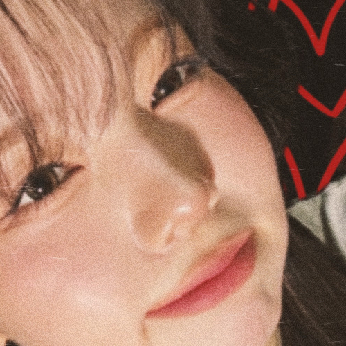 Ayaka (NiziU)的幕后花絮