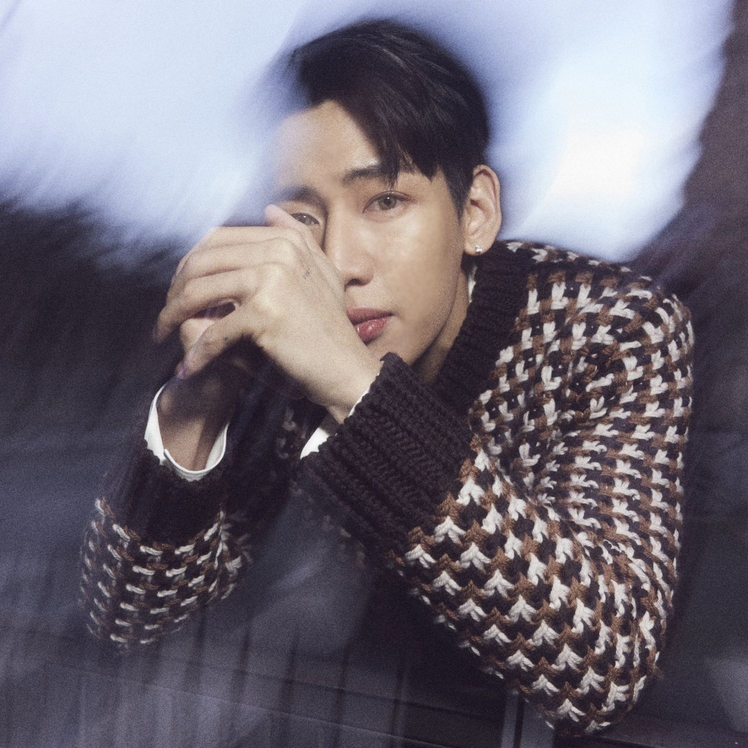 Behind-the-scenes cut of Bambam (GOT7)