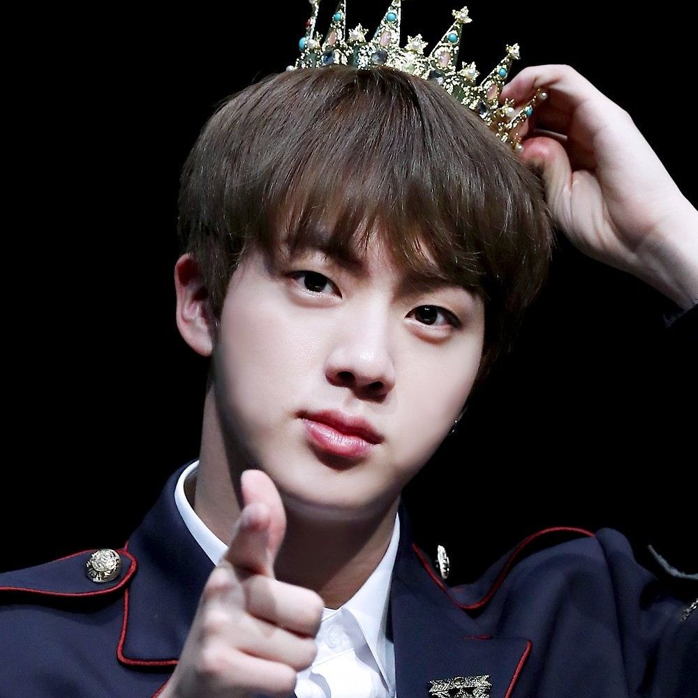 Behind-the-scenes cut of Jin (BTS)