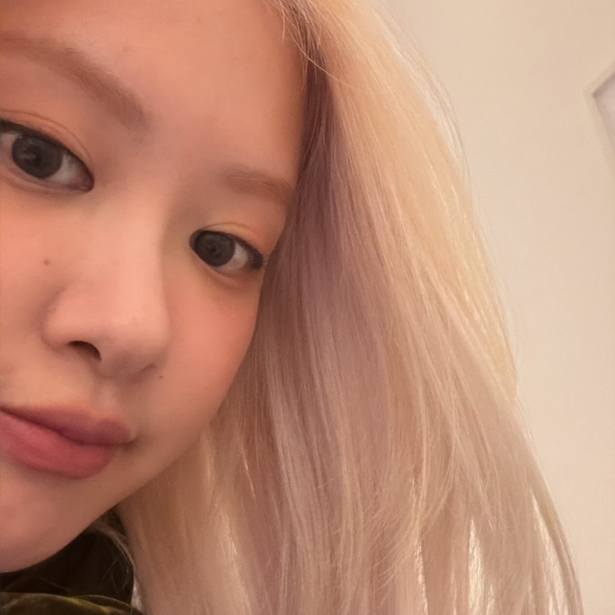 로제 (BLACKPINK) 최근 활동샷