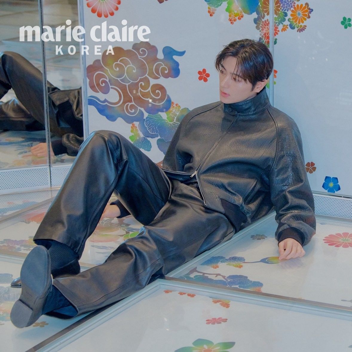 Recent activity shot of Hyunjae (THE BOYZ)