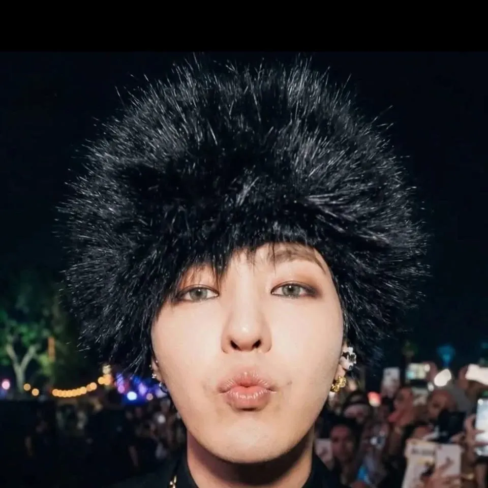 A moment captured by G-DRAGON (BIGBANG)'s fan
