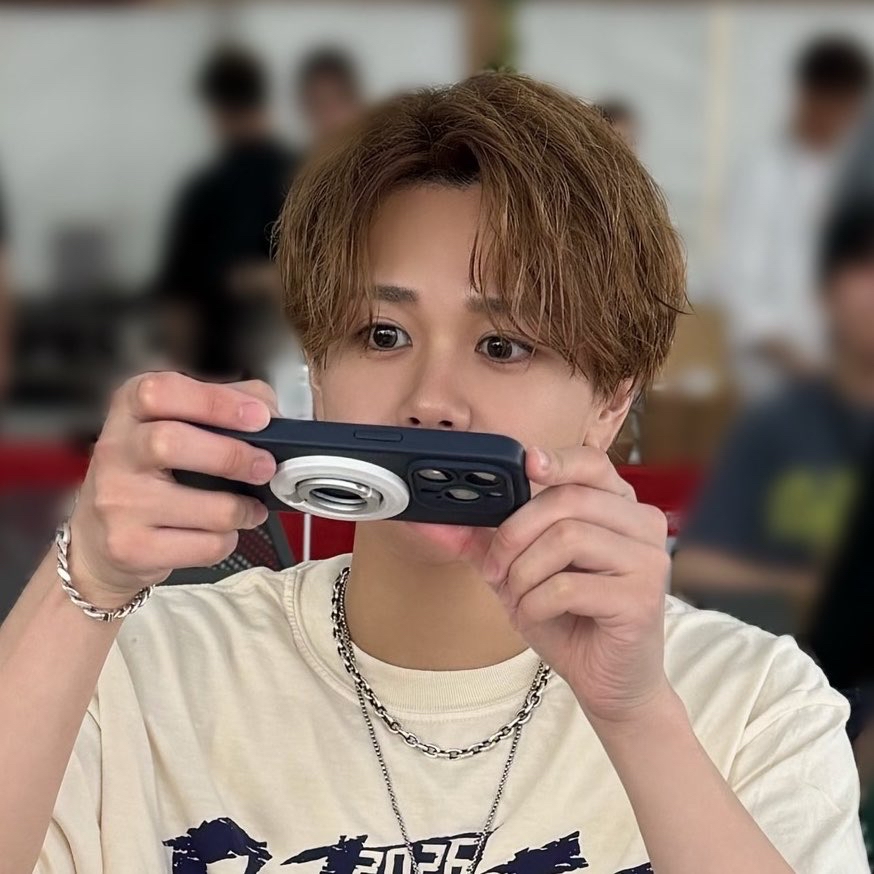 Recent activity shot of Fujimaki Kyosuke (INI)